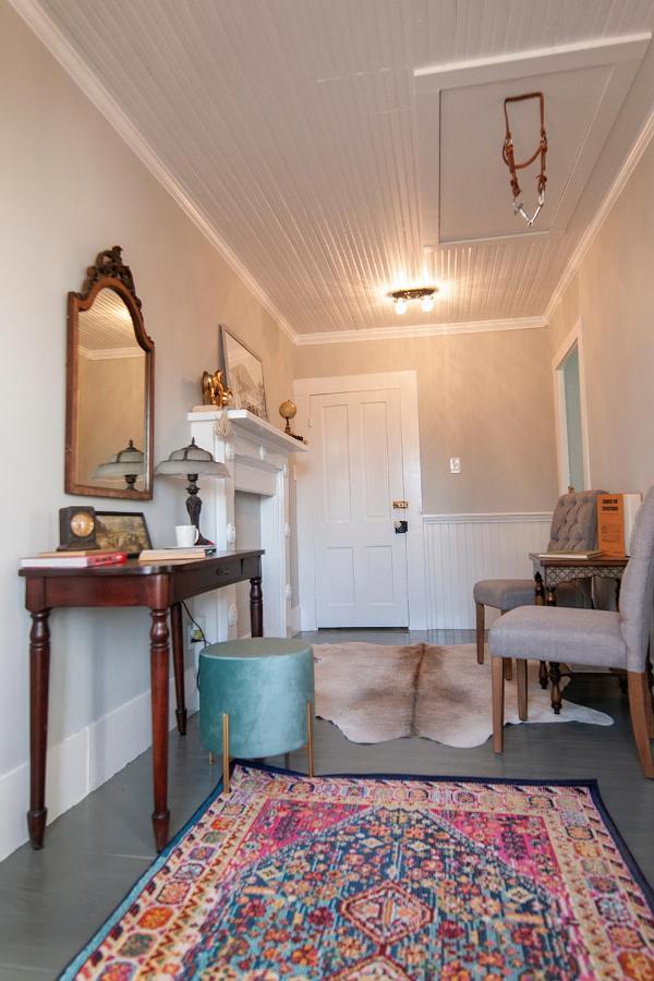 Dabbs Hotel Bed And Breakfast Llano Exteriör bild