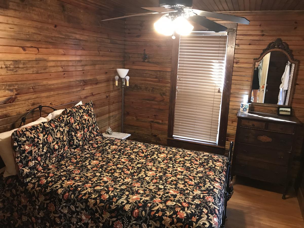 Dabbs Hotel Bed And Breakfast Llano Exteriör bild
